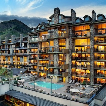 Hotel Polaris
